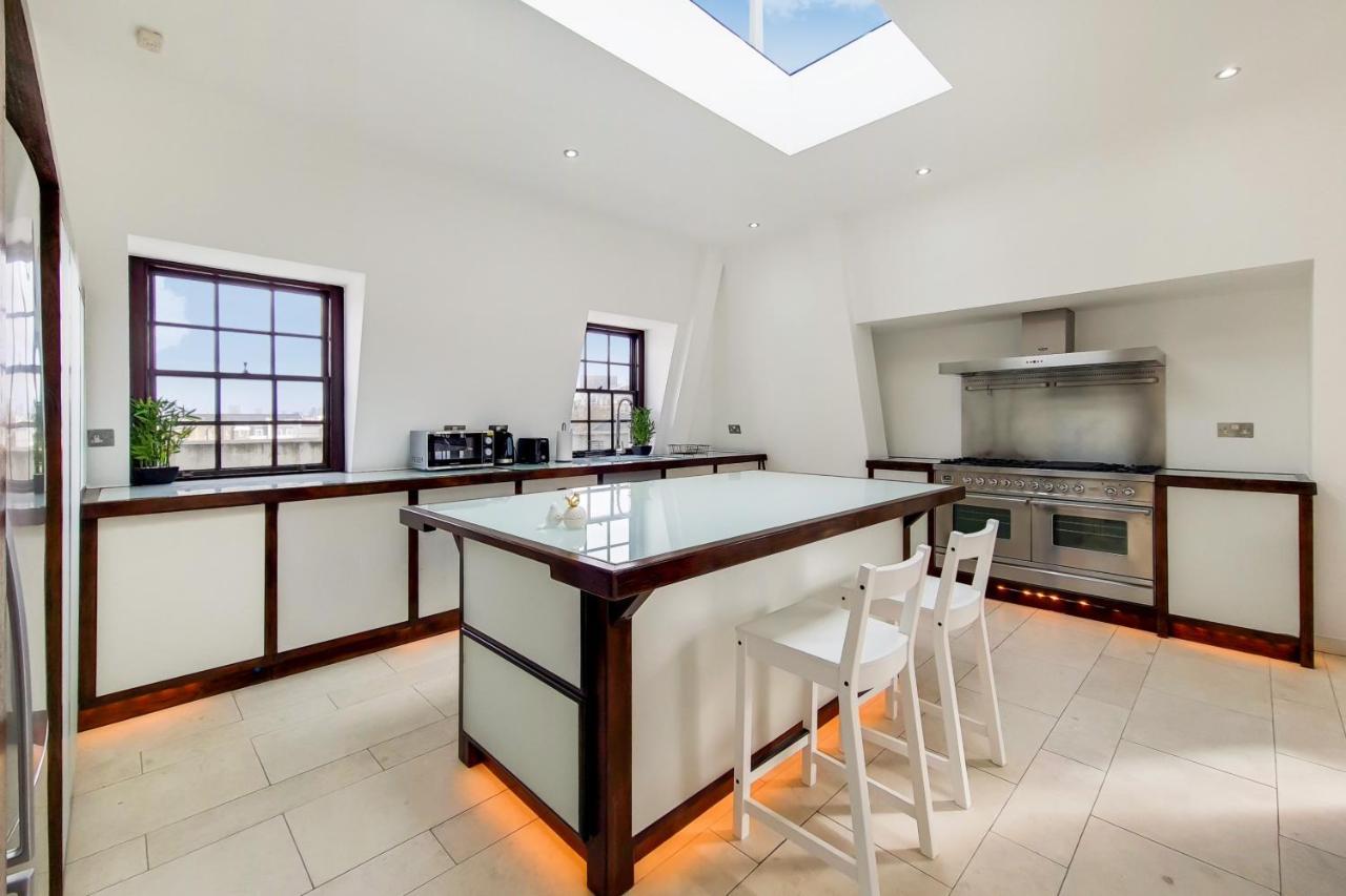 The Lyall Residences