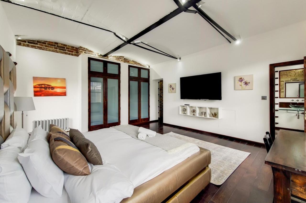 The Lyall Residences