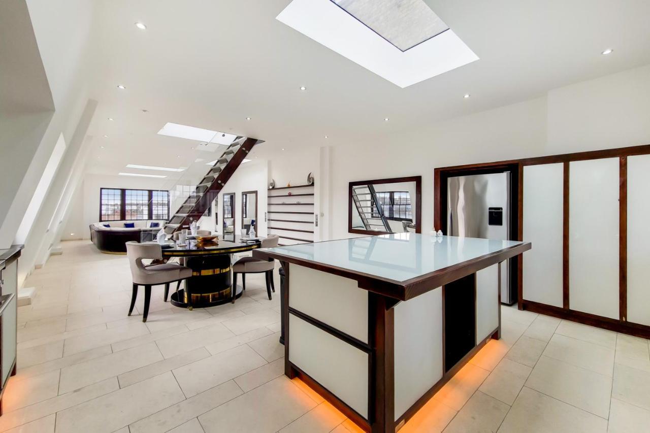 The Lyall Residences