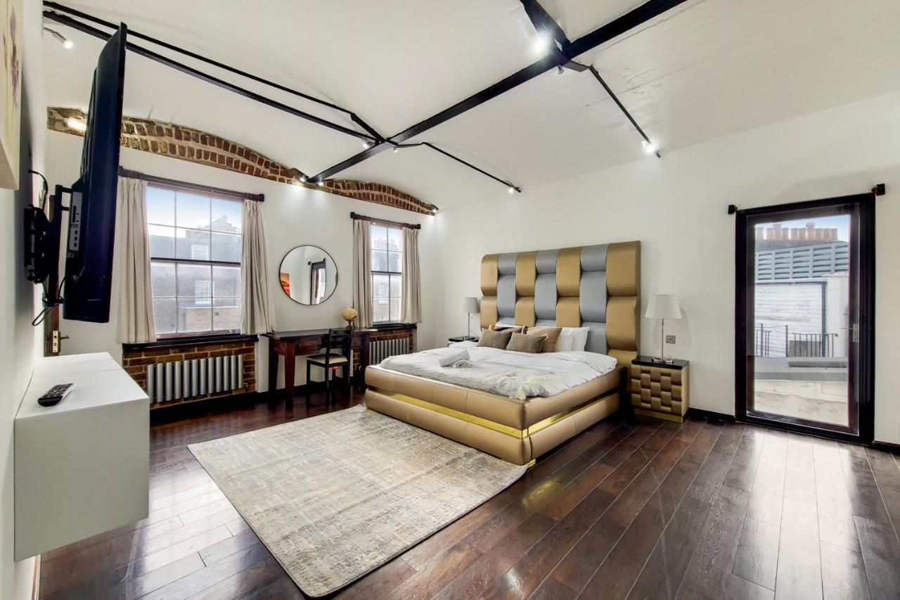 The Lyall Residences