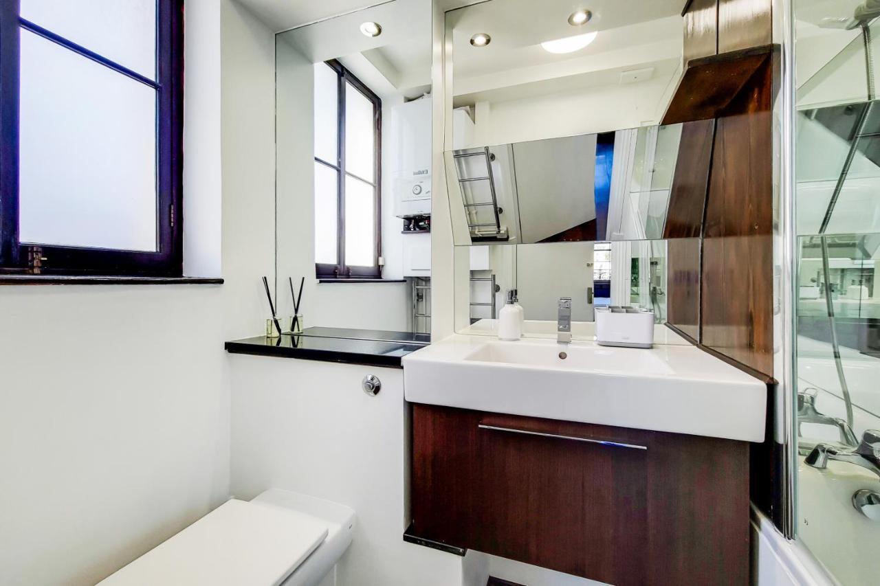 The Lyall Residences